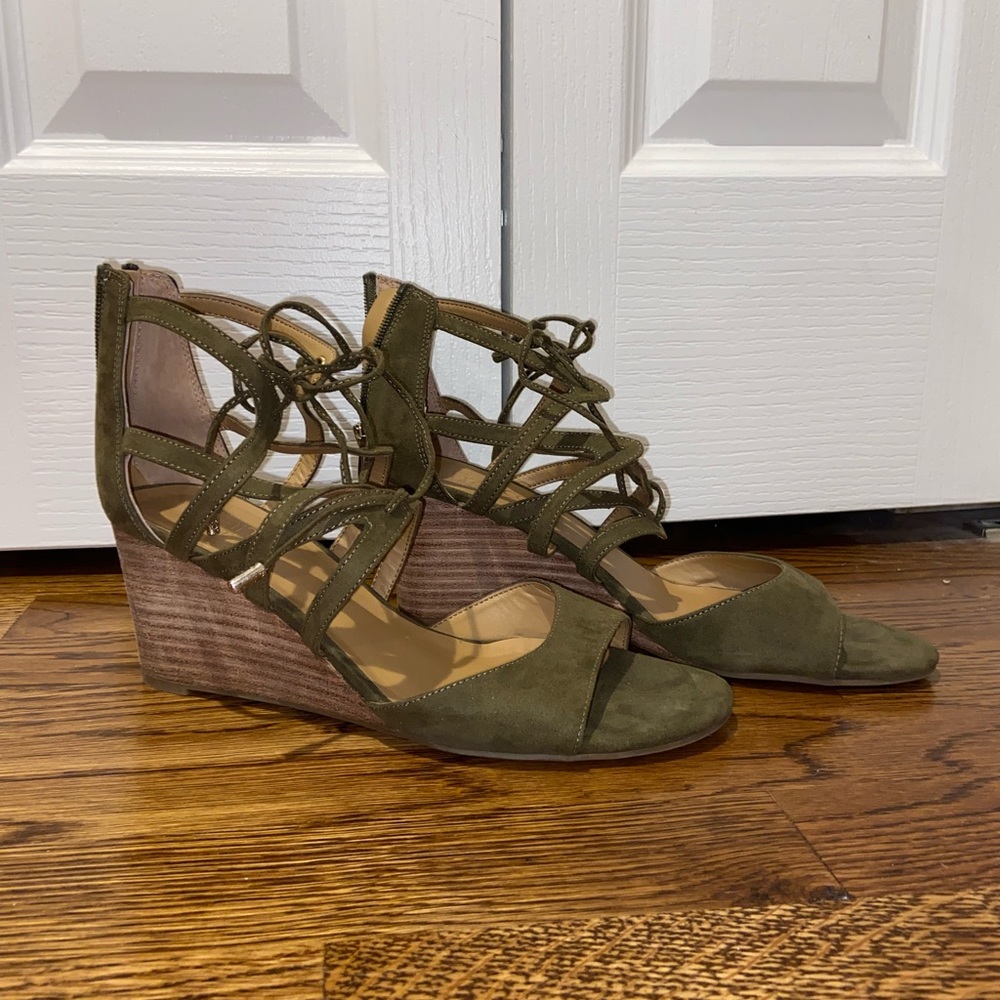 Franco Sarto wedges